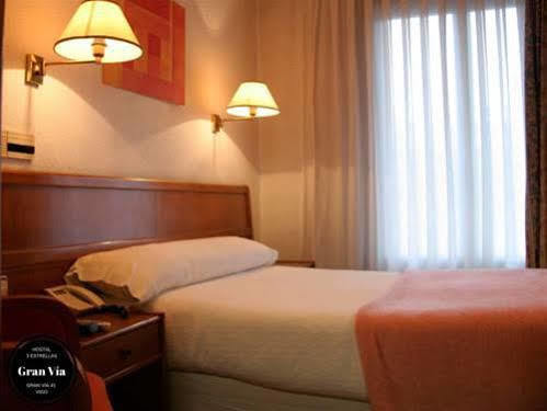 Hostal Gran Via Vigo Exterior foto